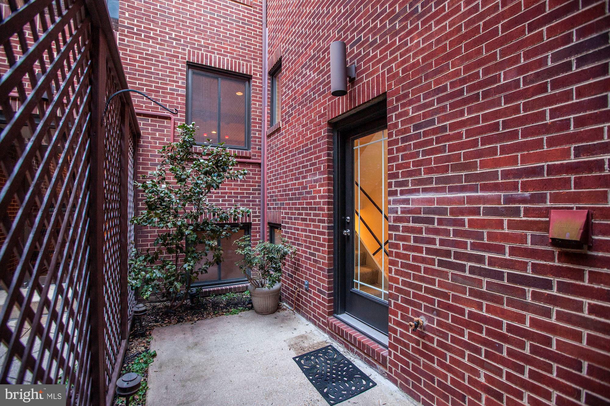 1810 Kalorama Road Northwest, Unit A1 Washington, DC 20009 - Photo 15 of 23 Charming Outdoor Patio