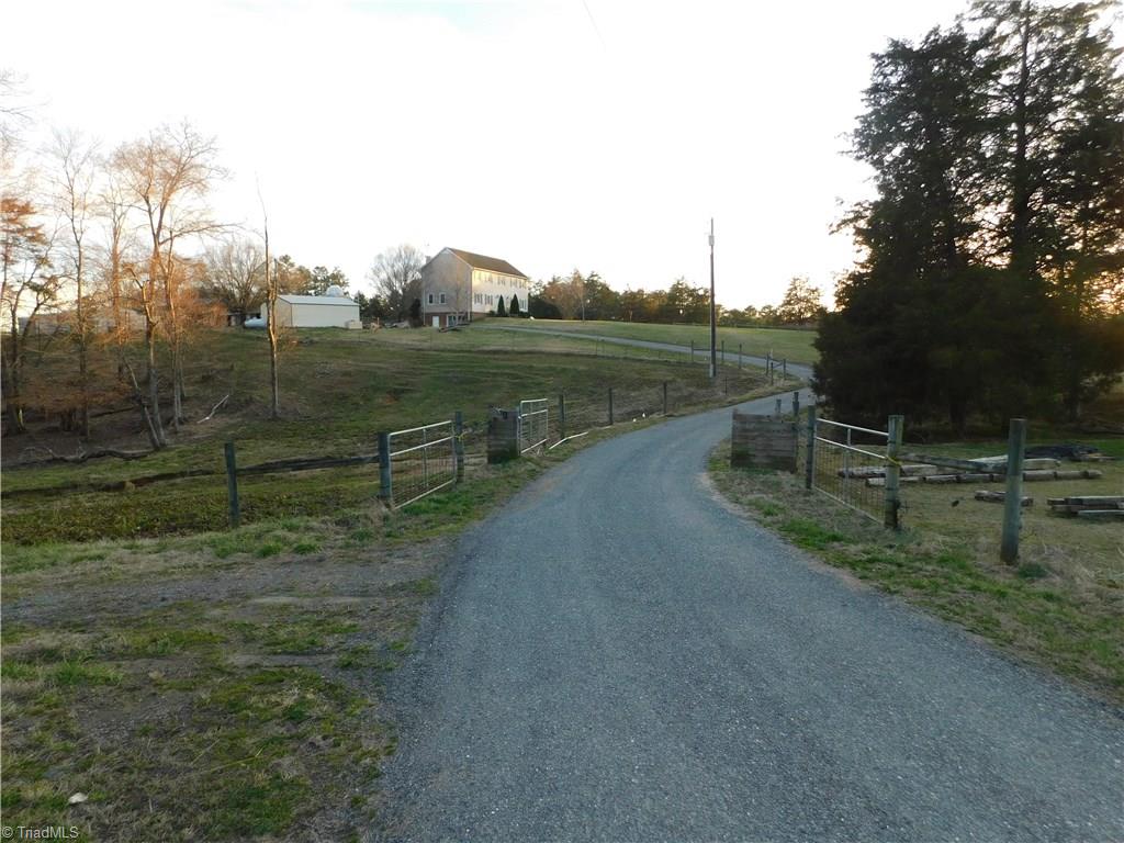 1705 Trinity Church Road Pinnacle, NC 27043 - Photo 20 of 26