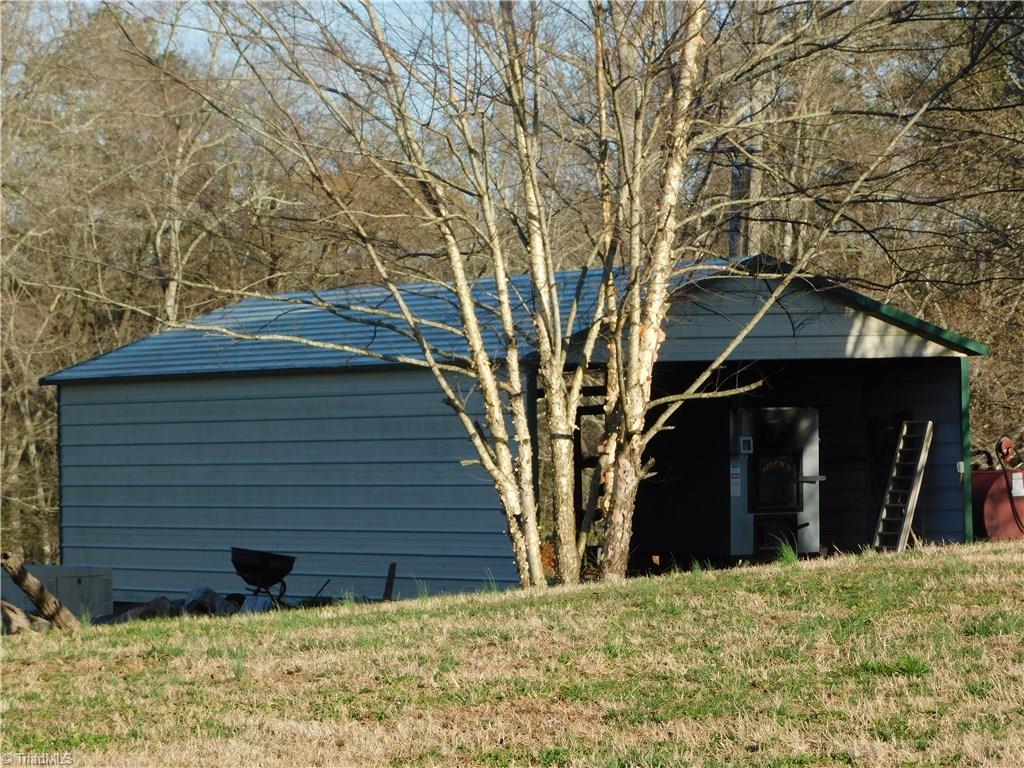 1705 Trinity Church Road Pinnacle, NC 27043 - Photo 4 of 26