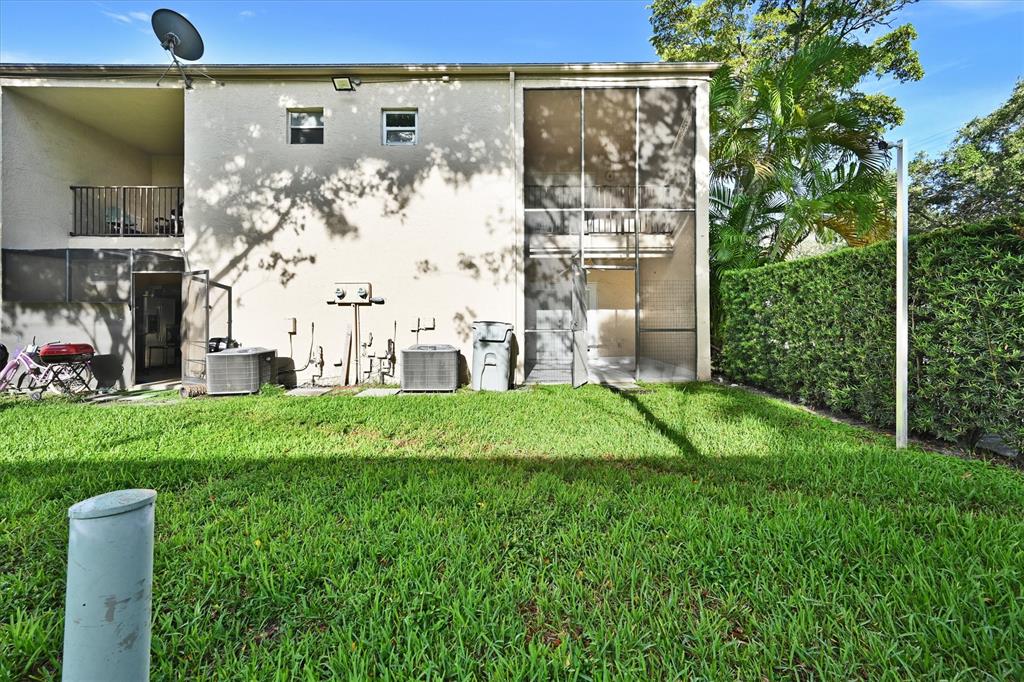 3336 Quail Close, Unit 1 Pompano Beach, FL 33064 - Photo 37 of 40