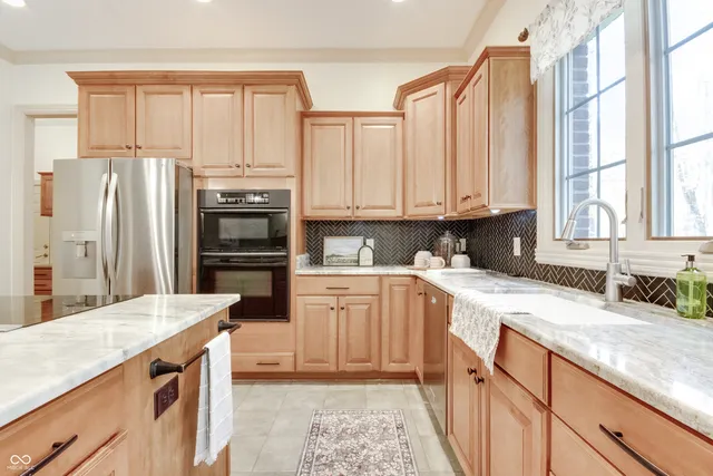 $1,130,000 | 6680 Napa Court, Cicero, IN 46034