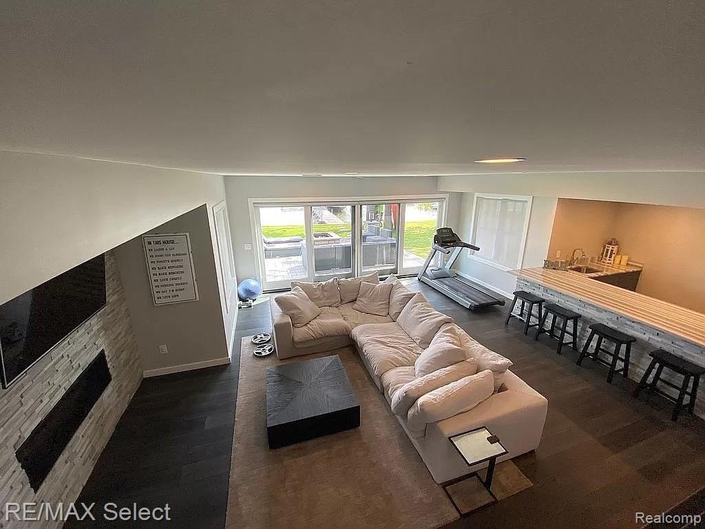 13391 Haddon Street Fenton, MI 48430 - Photo 56 of 61 5988b6ac7399c3fc7f297cc5da1ab08f-uncropped_scaled_within_1536_1152.jpg