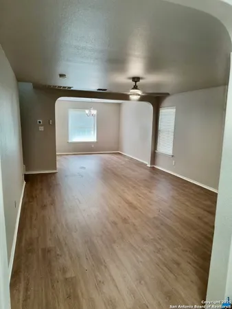 $1,699 | 10316 Artesia, Universal City, TX 78148