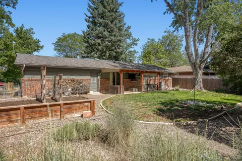 $600,000 | 1743 South Dover Way, Lakewood, CO 80232