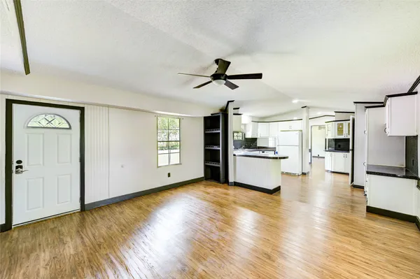$1,475 | 26342 Hunters Trail, New Caney, TX 77357