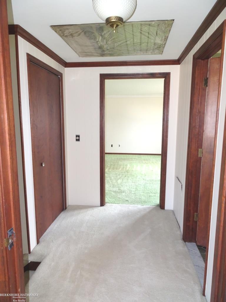 18247 Stephens Road Eastpointe, MI 48021 - Photo 27 of 53 50134771-75a66b7a-9455-4d5d-8ad4-62964a4de0fb.JPG