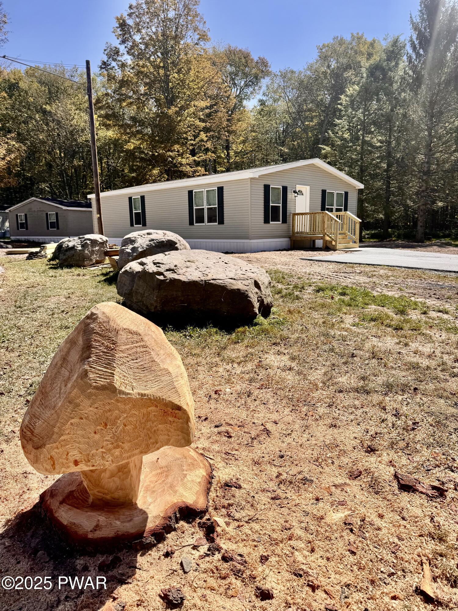 115 Middle Road Greentown, PA 18426 - Photo 40 of 56