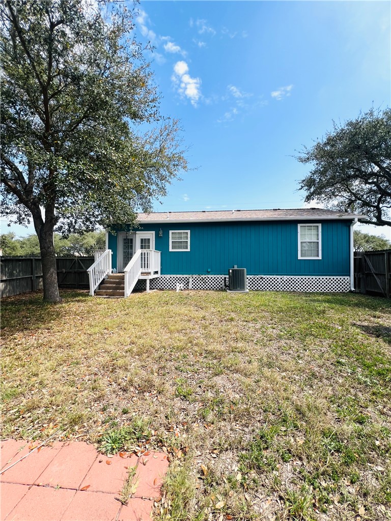 809 North 10th Street Fulton, TX 78358 - Photo 16 of 21
