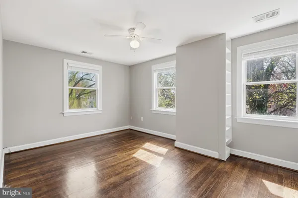 $3,150 | 3718 Farr Avenue, Fairfax, VA 22030