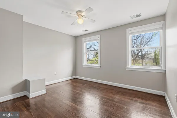 $3,150 | 3718 Farr Avenue, Fairfax, VA 22030