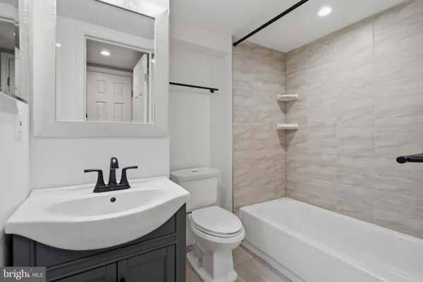 $3,150 | 3718 Farr Avenue, Fairfax, VA 22030