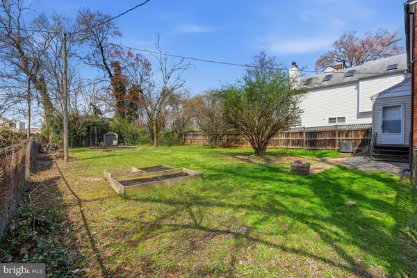 $3,150 | 3718 Farr Avenue, Fairfax, VA 22030