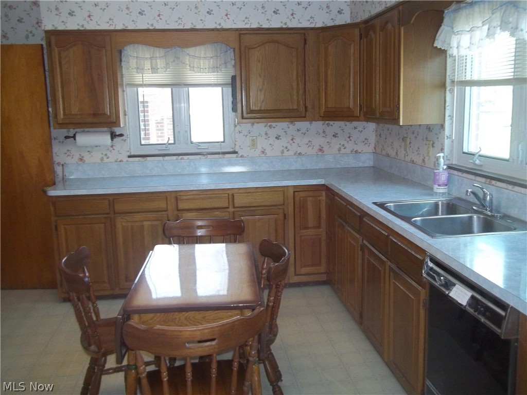 11130 West Sprague Road Cleveland, OH 44130 - Photo 7 of 18 Gallery Image 7