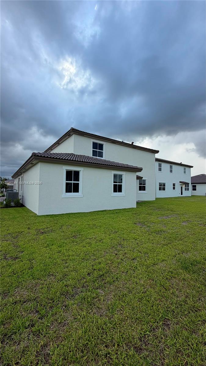 2475 Southeast 29th Street Homestead, FL 33035 - Photo 3 of 48