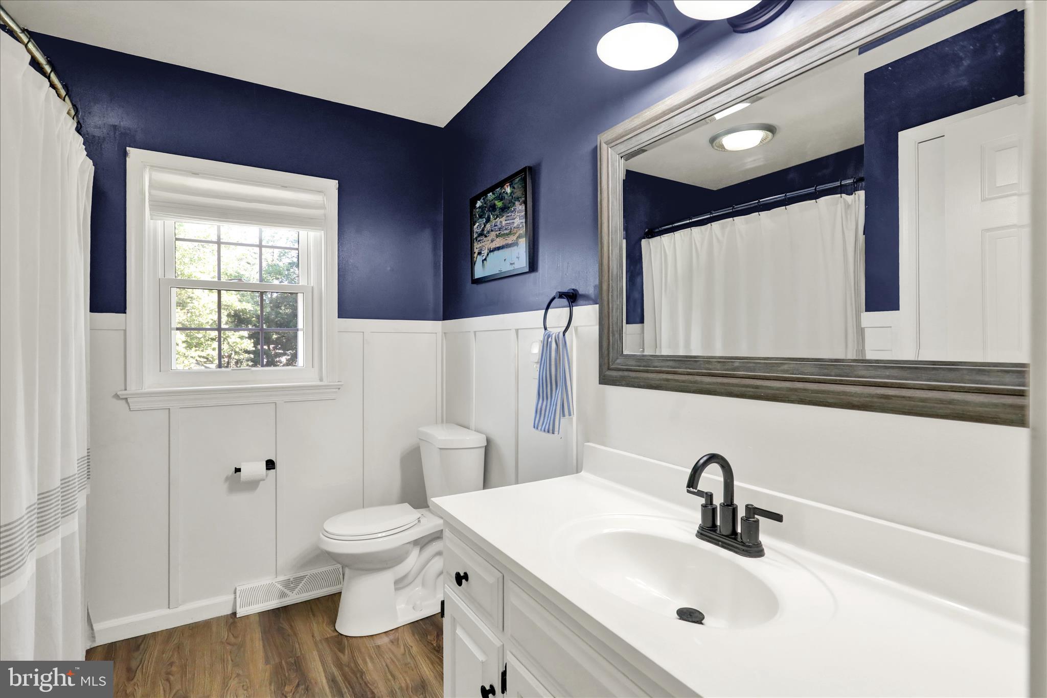 557 Magnolia Drive Lititz, PA 17543 - Photo 25 of 46 Full bathroom in hall