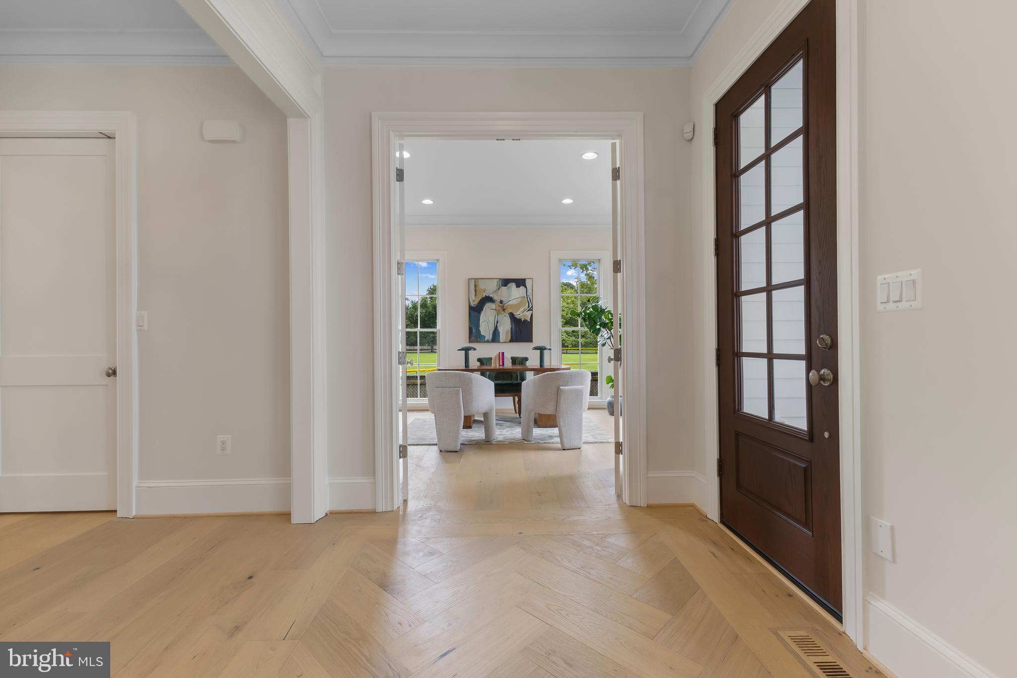 8628 Plymouth Road Alexandria, VA 22308 - Photo 22 of 50 a view of a livingroom with furniture and a window