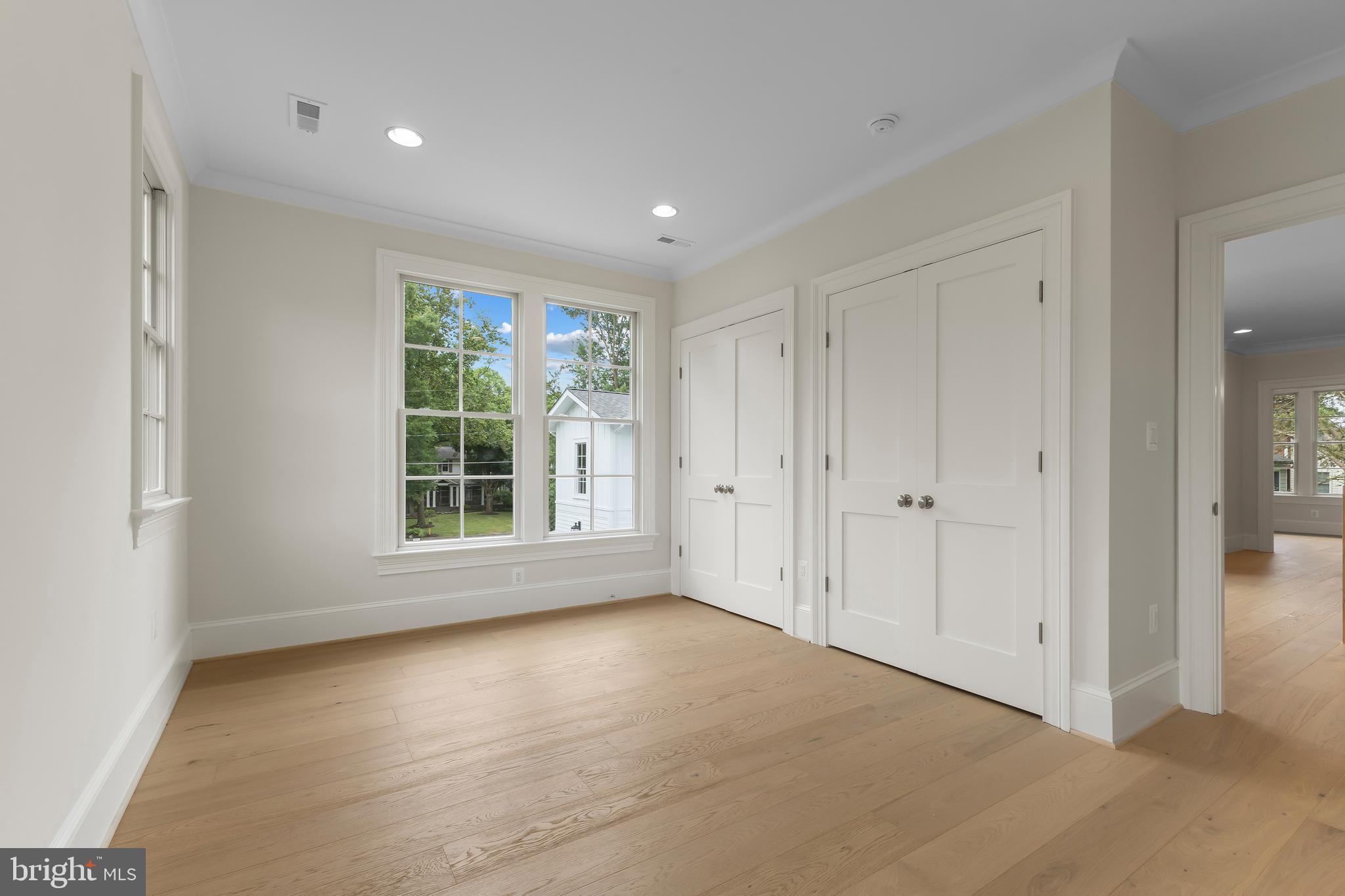 8628 Plymouth Road Alexandria, VA 22308 - Photo 38 of 50 a view of an empty room with a window