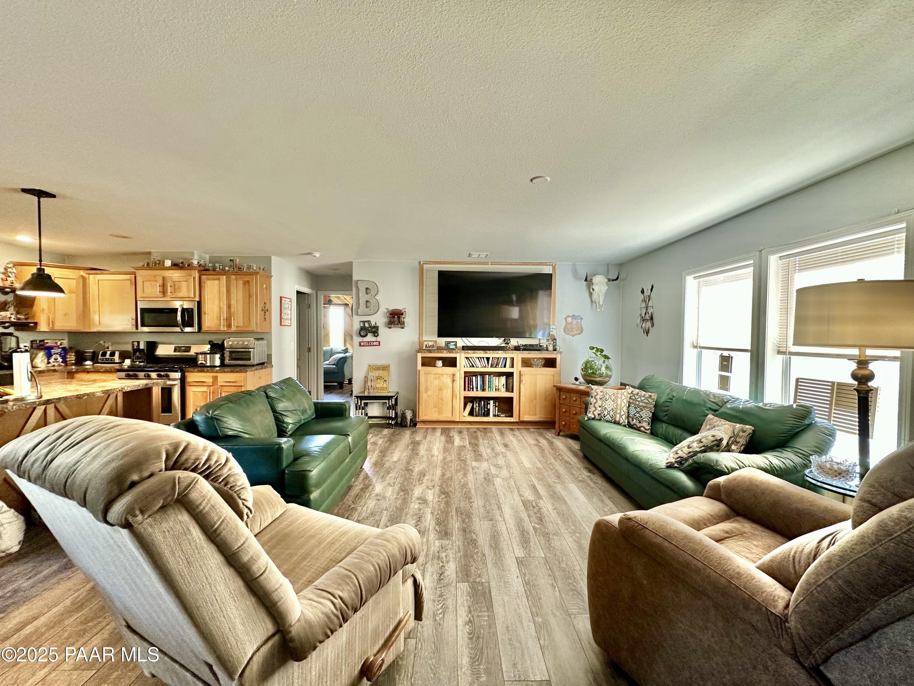 934 Cedar Street Williams, AZ 86046 - Photo 2 of 33 IMG_8614