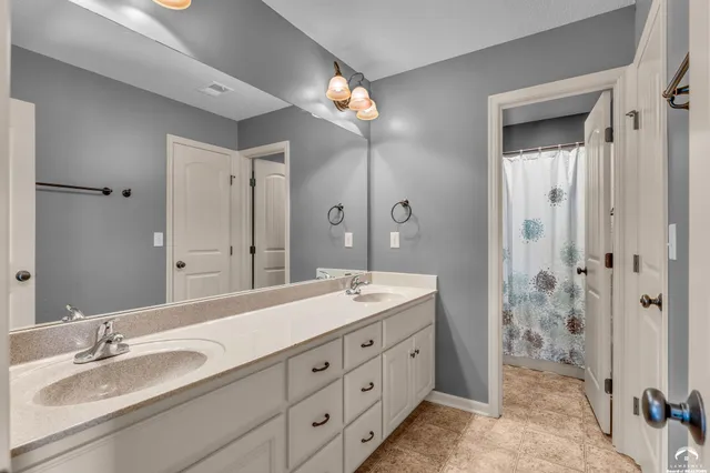 $600,000 | 21913 West 95th Terrace, Lenexa, KS 66220