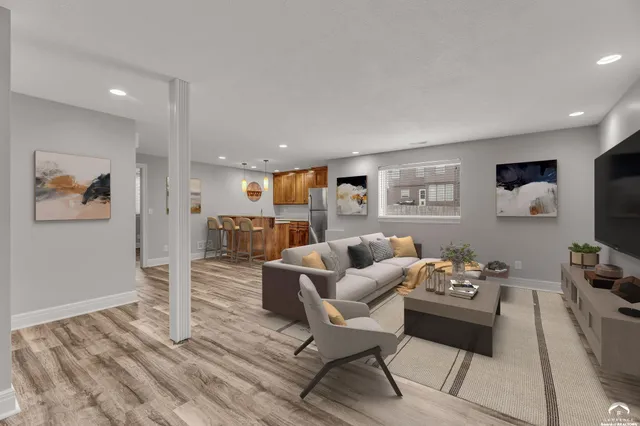 $600,000 | 21913 West 95th Terrace, Lenexa, KS 66220