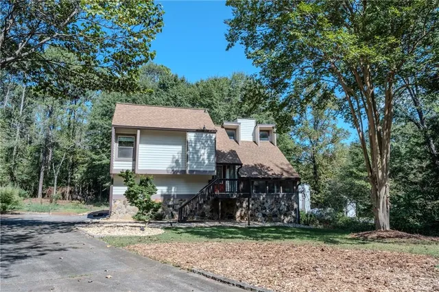 $2,850 | 8025 Cedar Cove, Roswell, GA 30075