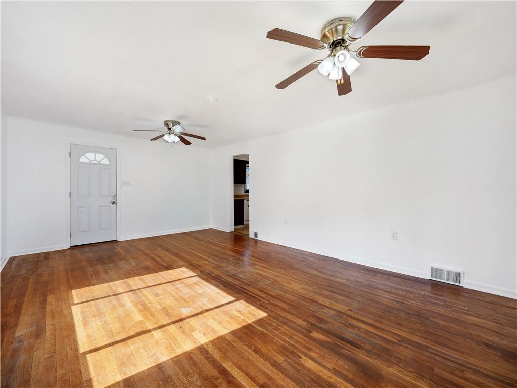 2530 West Hardies Road Gibsonia, PA 15044 - Photo 6 of 29