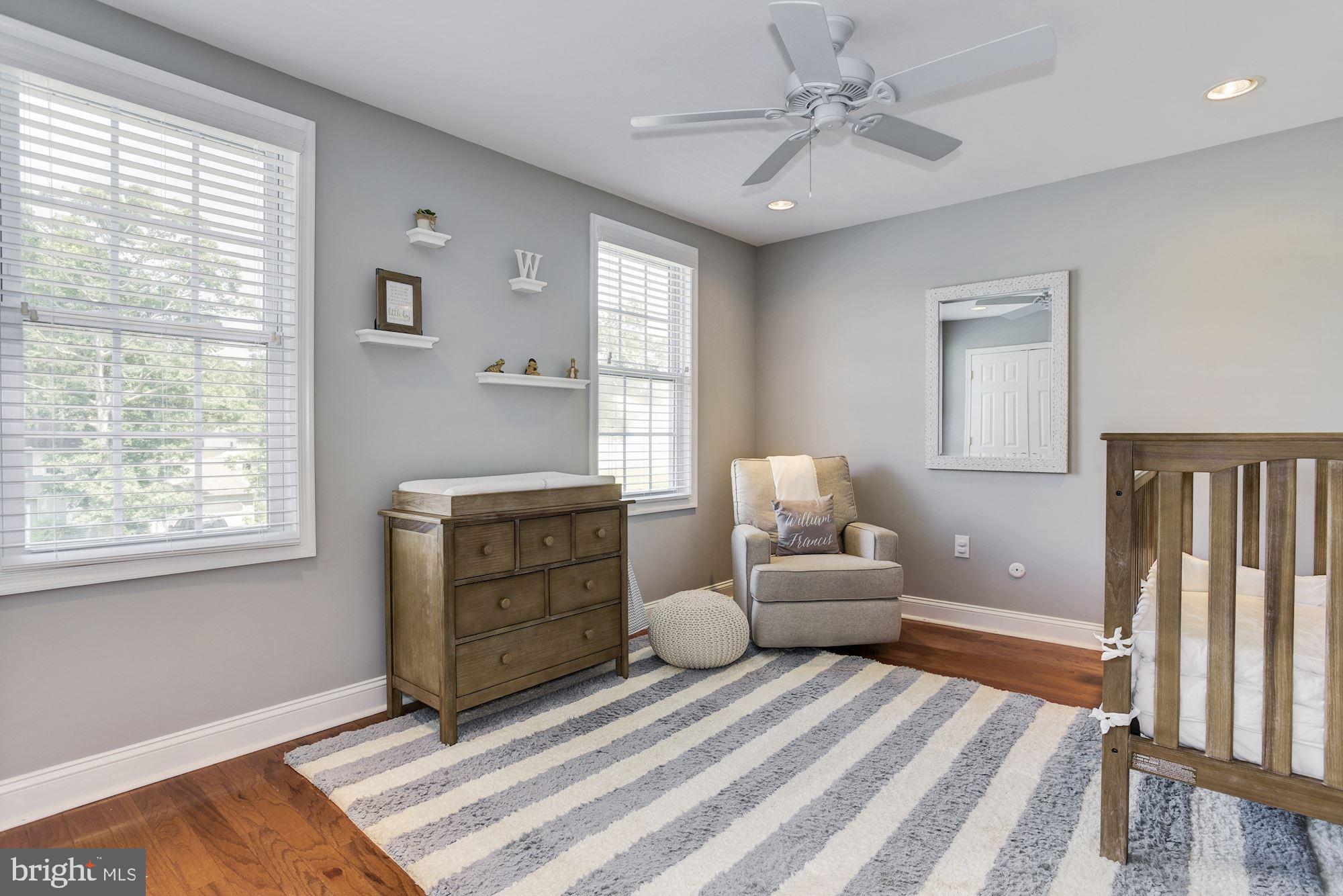 6 Mariner Drive Sewell, NJ 08080 - Photo 26 of 32 a bedroom with a bed and a couch