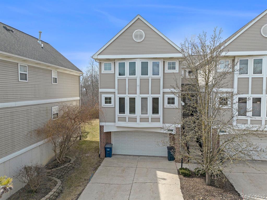 1740 South Maple Road Ann Arbor, MI 48103 - Photo 10 of 34
