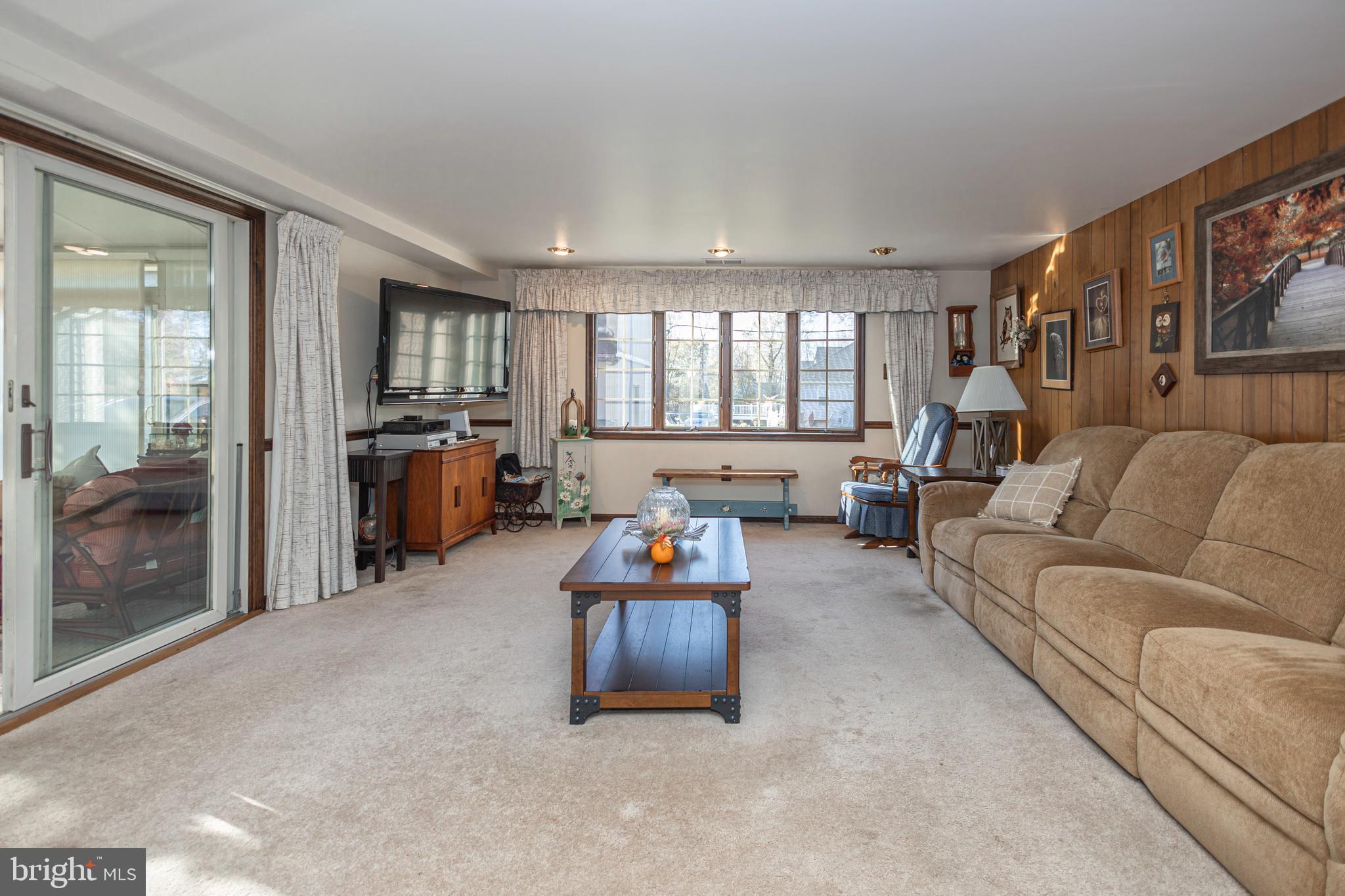 1012 East Creamery Road Perkasie, PA 18944 - Photo 8 of 41