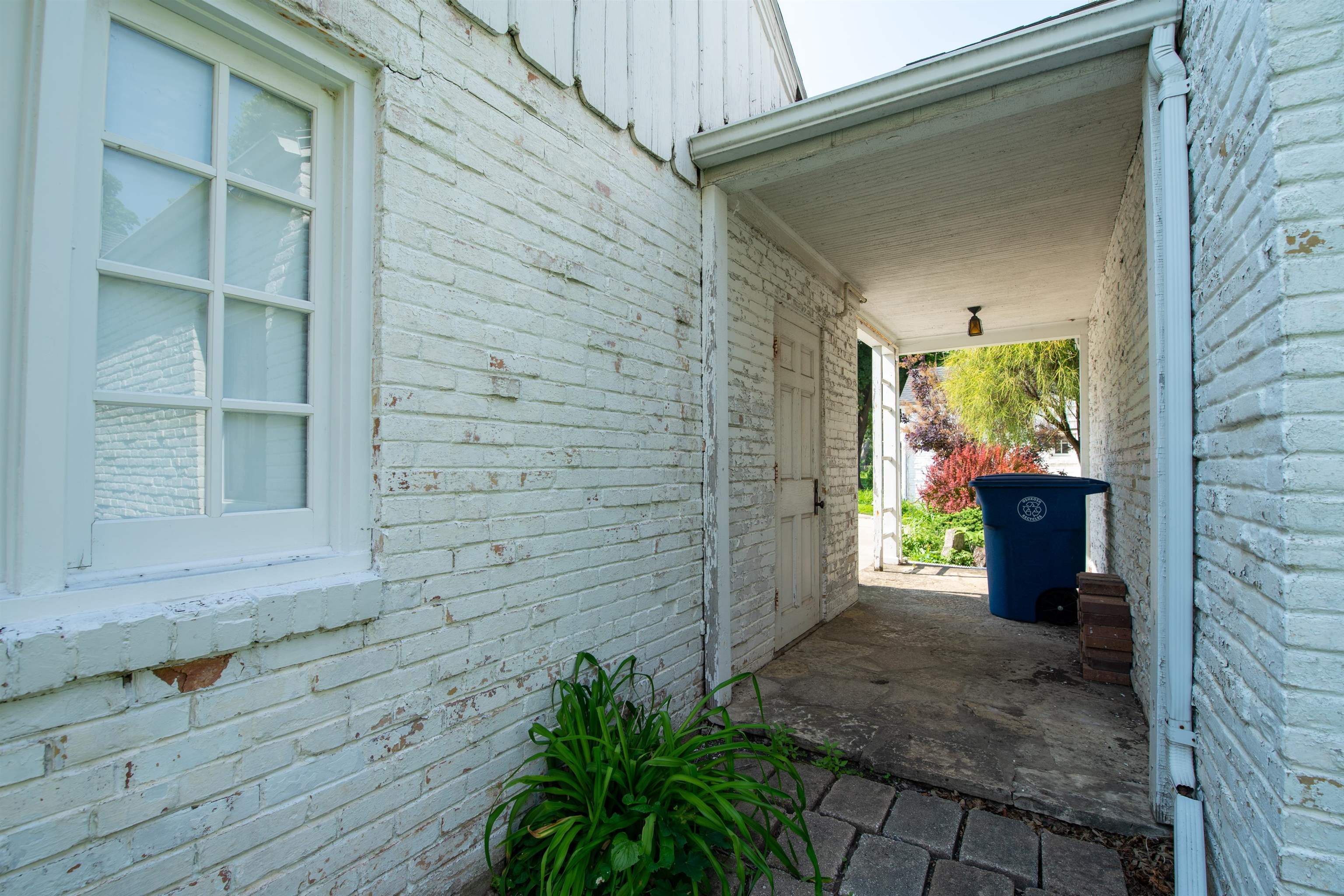 645 Wisconsin Street Oshkosh, WI 54901 - Photo 26 of 33