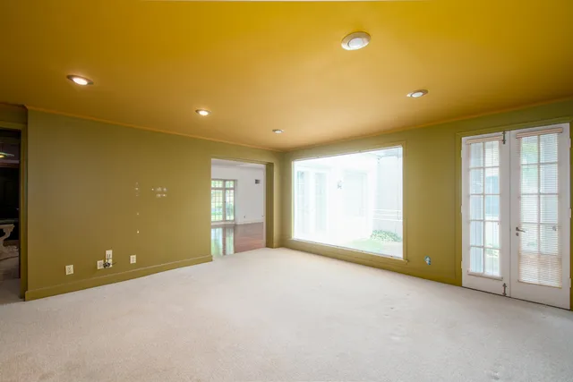 $303,000 | 645 Wisconsin Street, Oshkosh, WI 54901