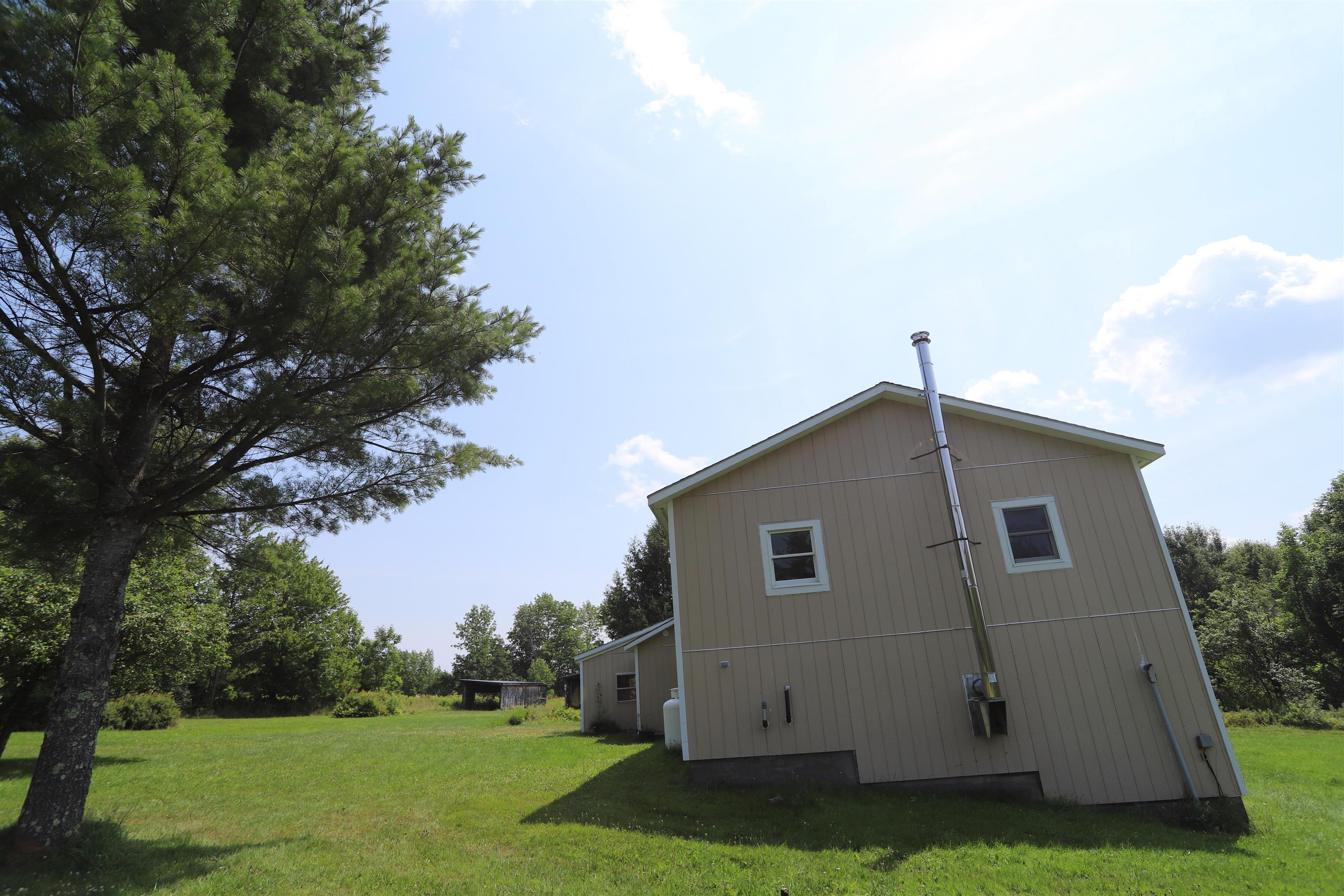 374 Browns Hill Road Newport Town, VT 05855 - Photo 18 of 30