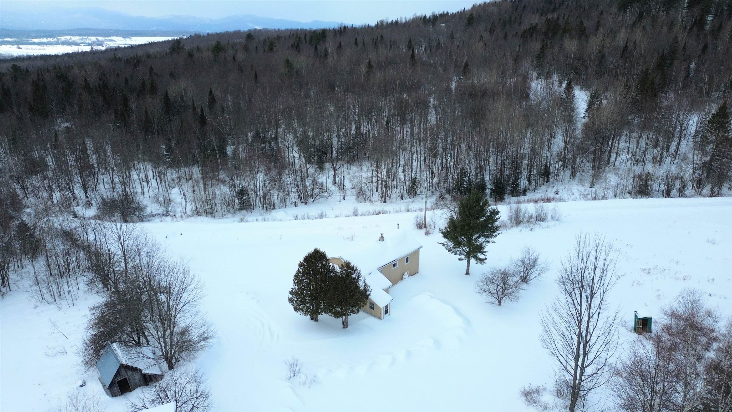 374 Browns Hill Road Newport Town, VT 05855 - Photo 5 of 39