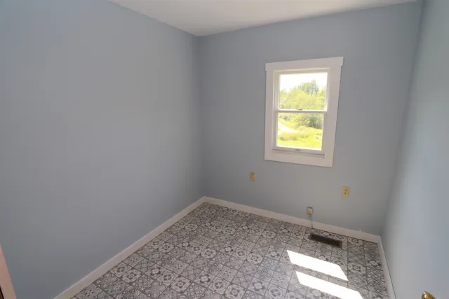 $339,900 | 374 Browns Hill Road, Newport Town, VT 05855