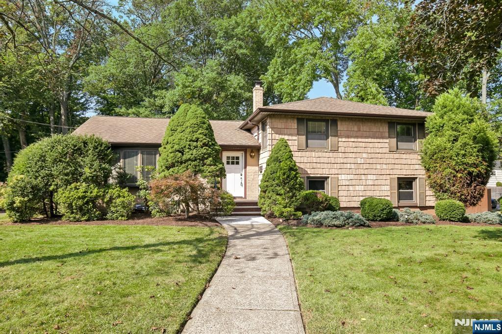 65 Springbrook Road Livingston, NJ 07039 - Photo 1 of 30 Gallery Image 1