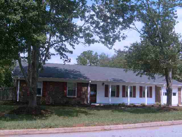 22 Paddock Drive Greer, SC 29650 - Photo 3 of 7 Gallery Image 3