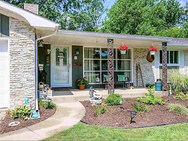 4009 Reed Road Fort Wayne, IN 46815 - Photo 3 of 36 Gallery Image 3