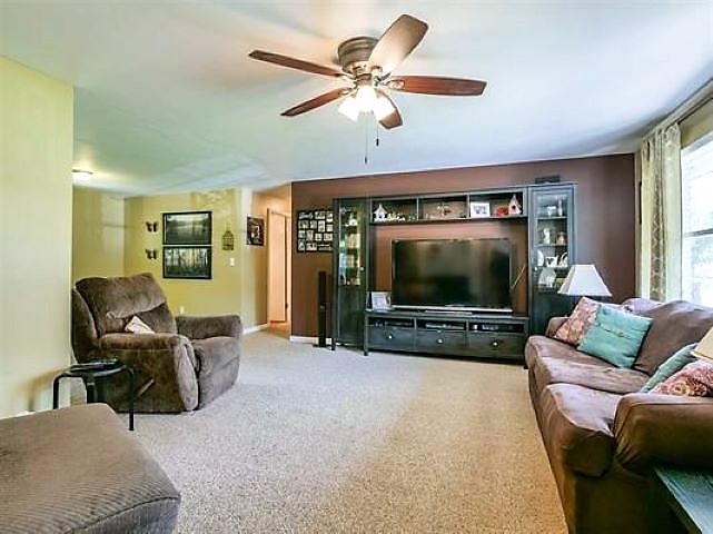 4009 Reed Road Fort Wayne, IN 46815 - Photo 6 of 36 Gallery Image 6