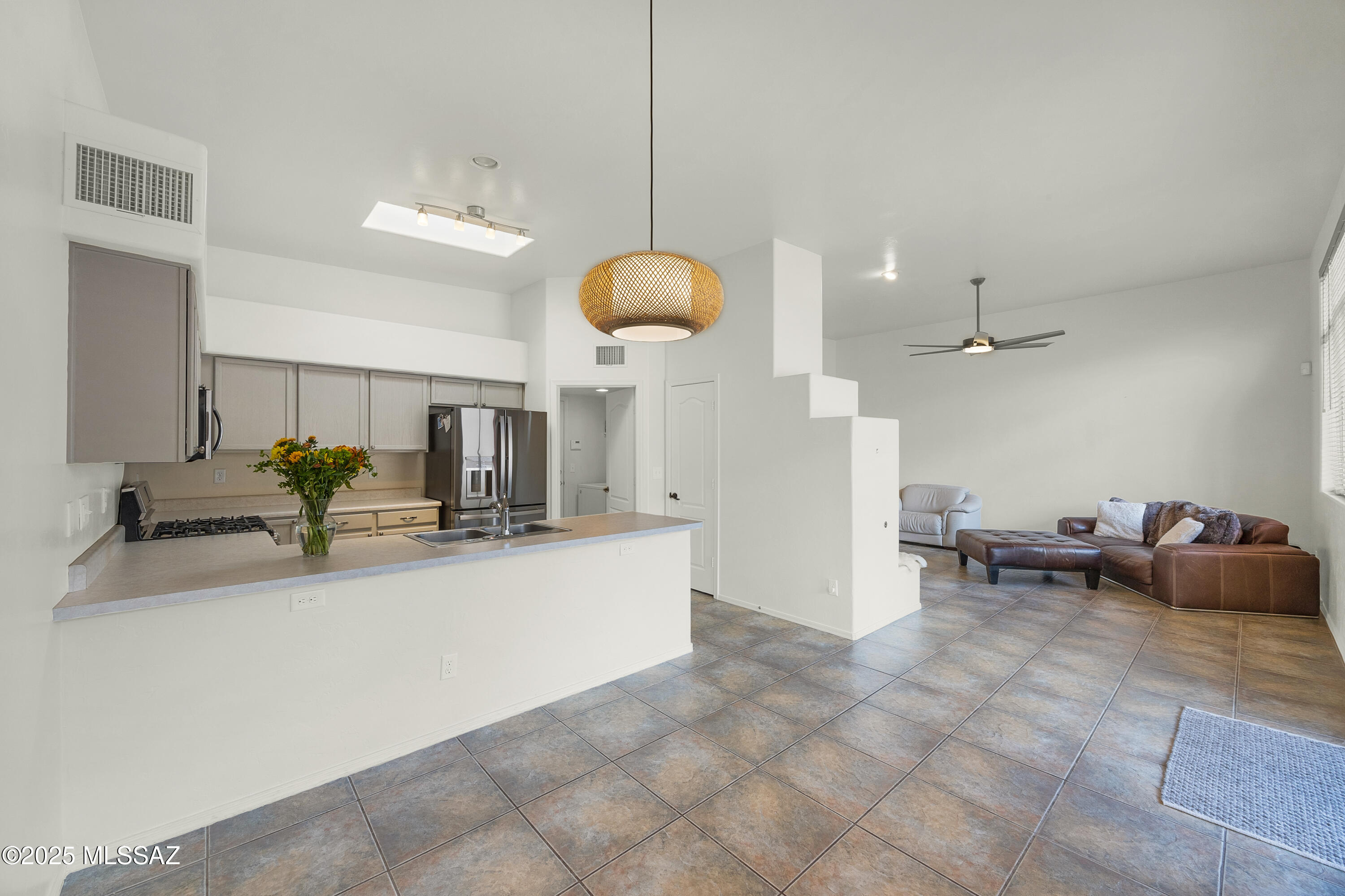 518 West Spearhead Road Tucson, AZ 85737 - Photo 8 of 26