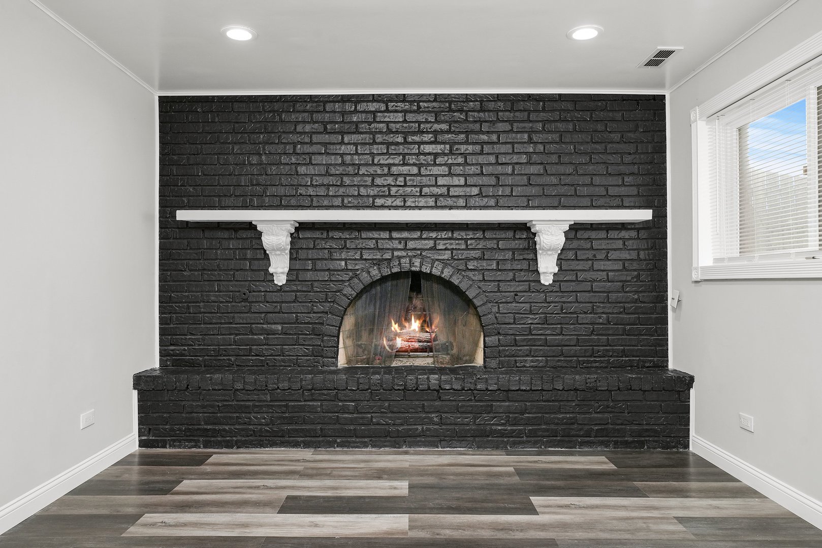 17522 Wright Street Lansing, IL 60438 - Photo 12 of 21 a view of entryway