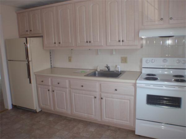 54 Burnap Road, Unit 3 Holliston, MA 01746 - Photo 3 of 9 Gallery Image 3