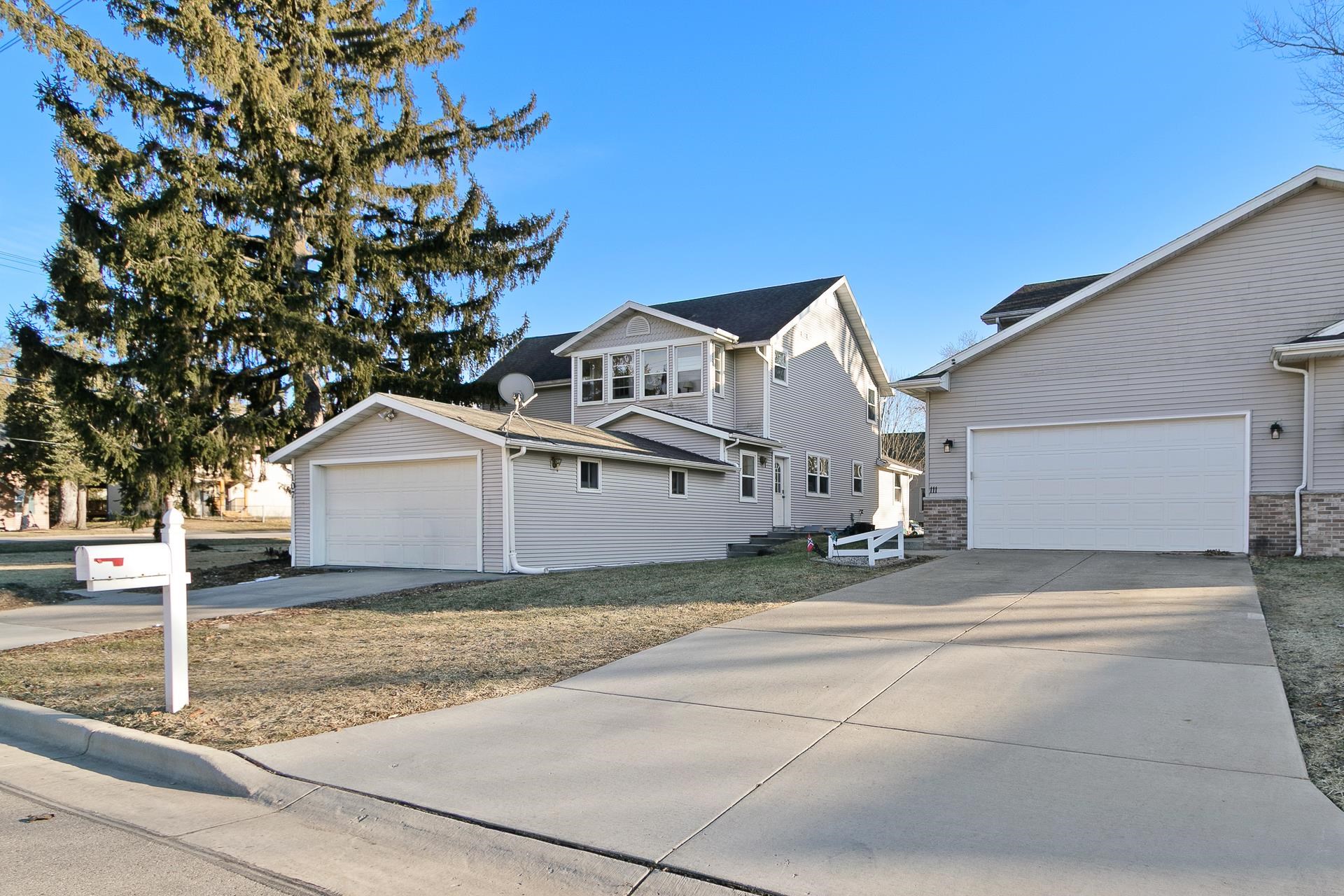 111 West Thomas Street Poynette, WI 53955 - Photo 59 of 60