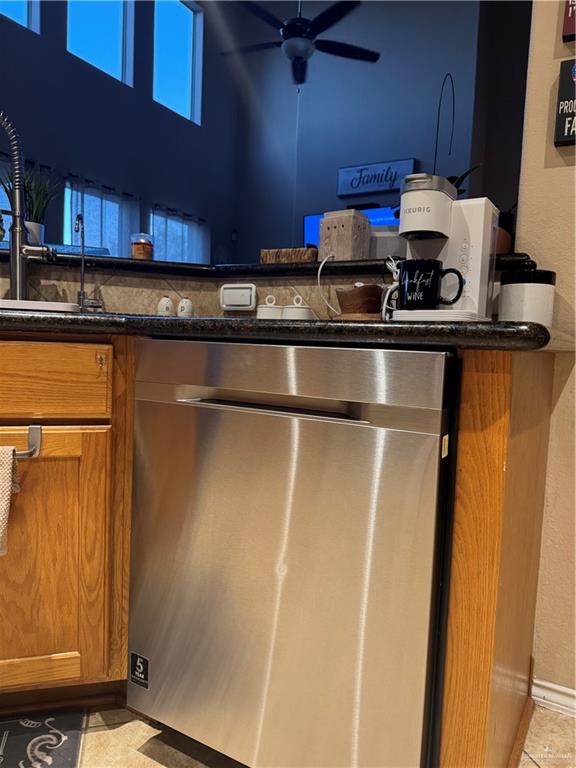 3407 San Angelo Street Mission, TX 78572 - Photo 11 of 40 a kitchen with a stove and a refrigerator