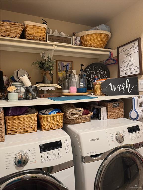 3407 San Angelo Street Mission, TX 78572 - Photo 12 of 40 a utility room with dryer and washer