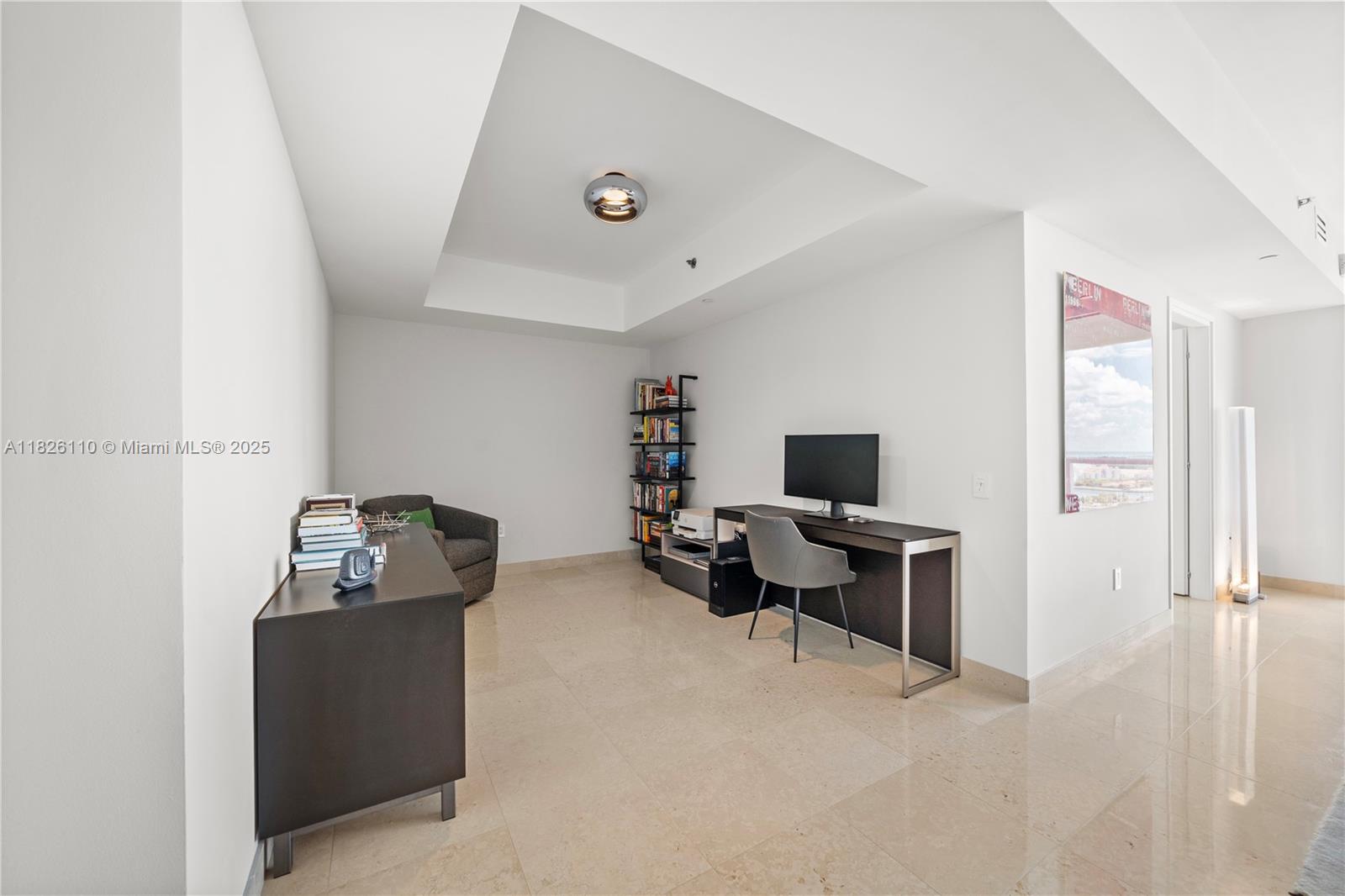 450 Alton Road, Unit 2705 Miami Beach, FL 33139 - Photo 12 of 52