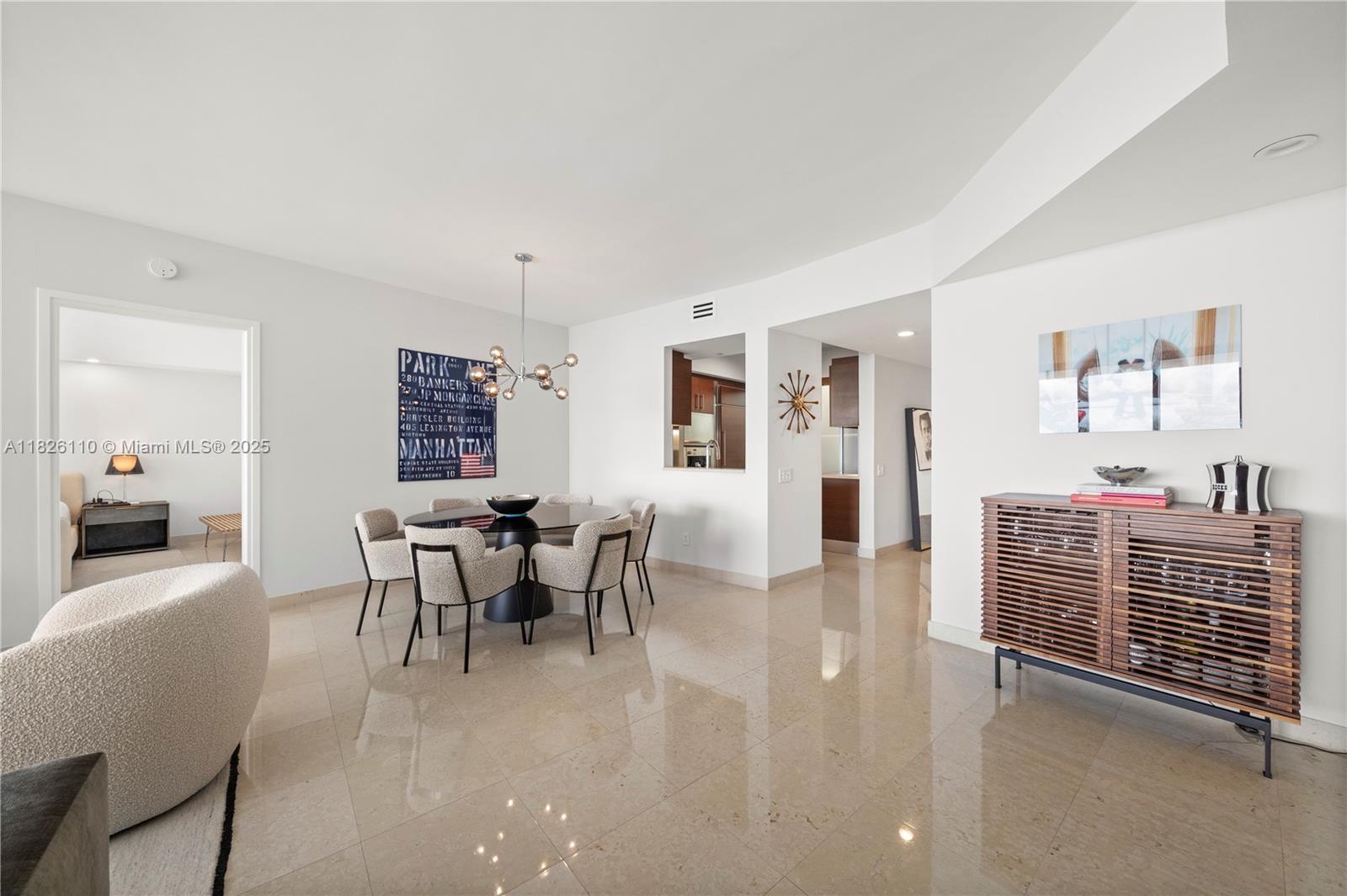 450 Alton Road, Unit 2705 Miami Beach, FL 33139 - Photo 13 of 52
