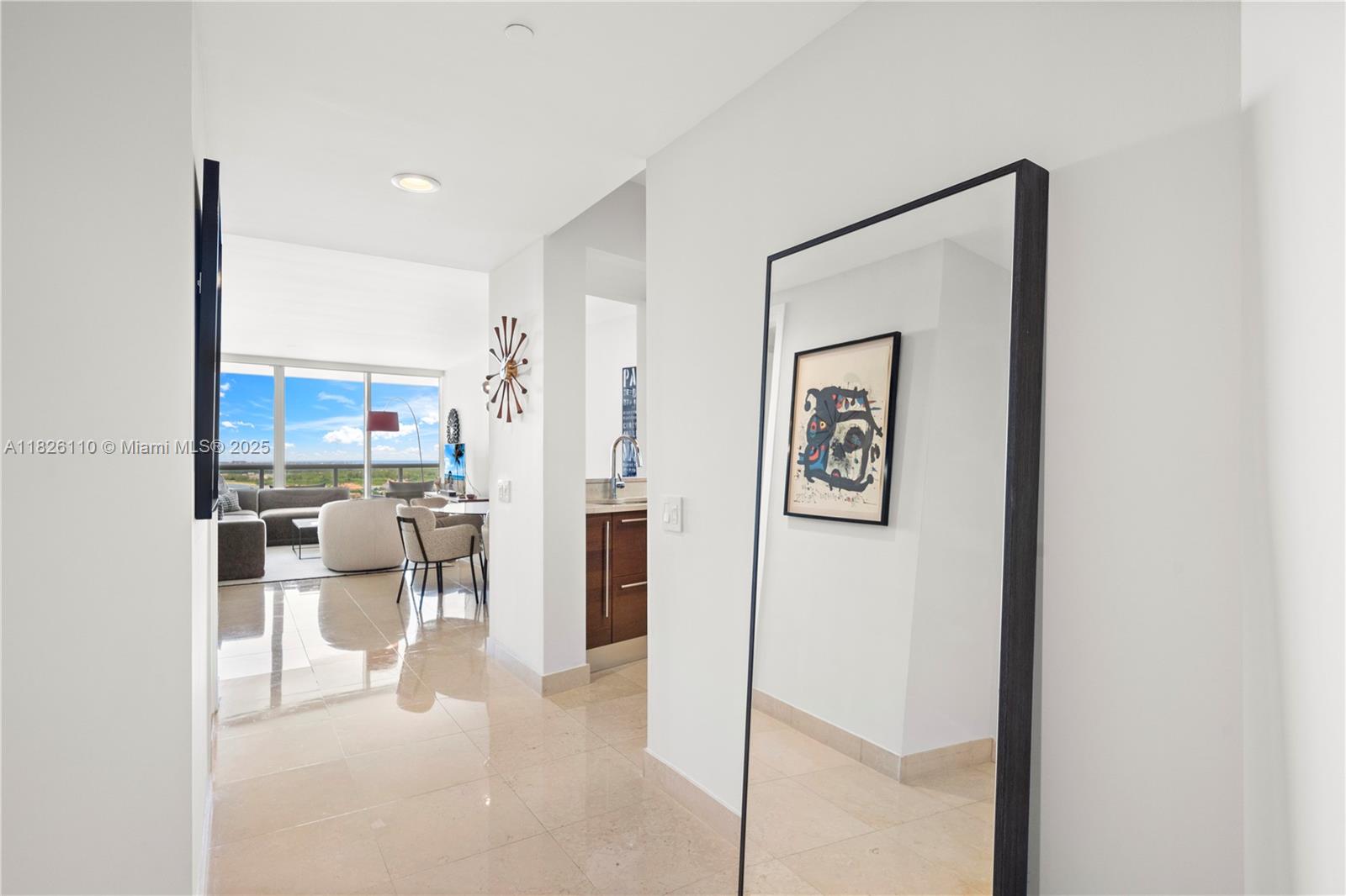 450 Alton Road, Unit 2705 Miami Beach, FL 33139 - Photo 18 of 52