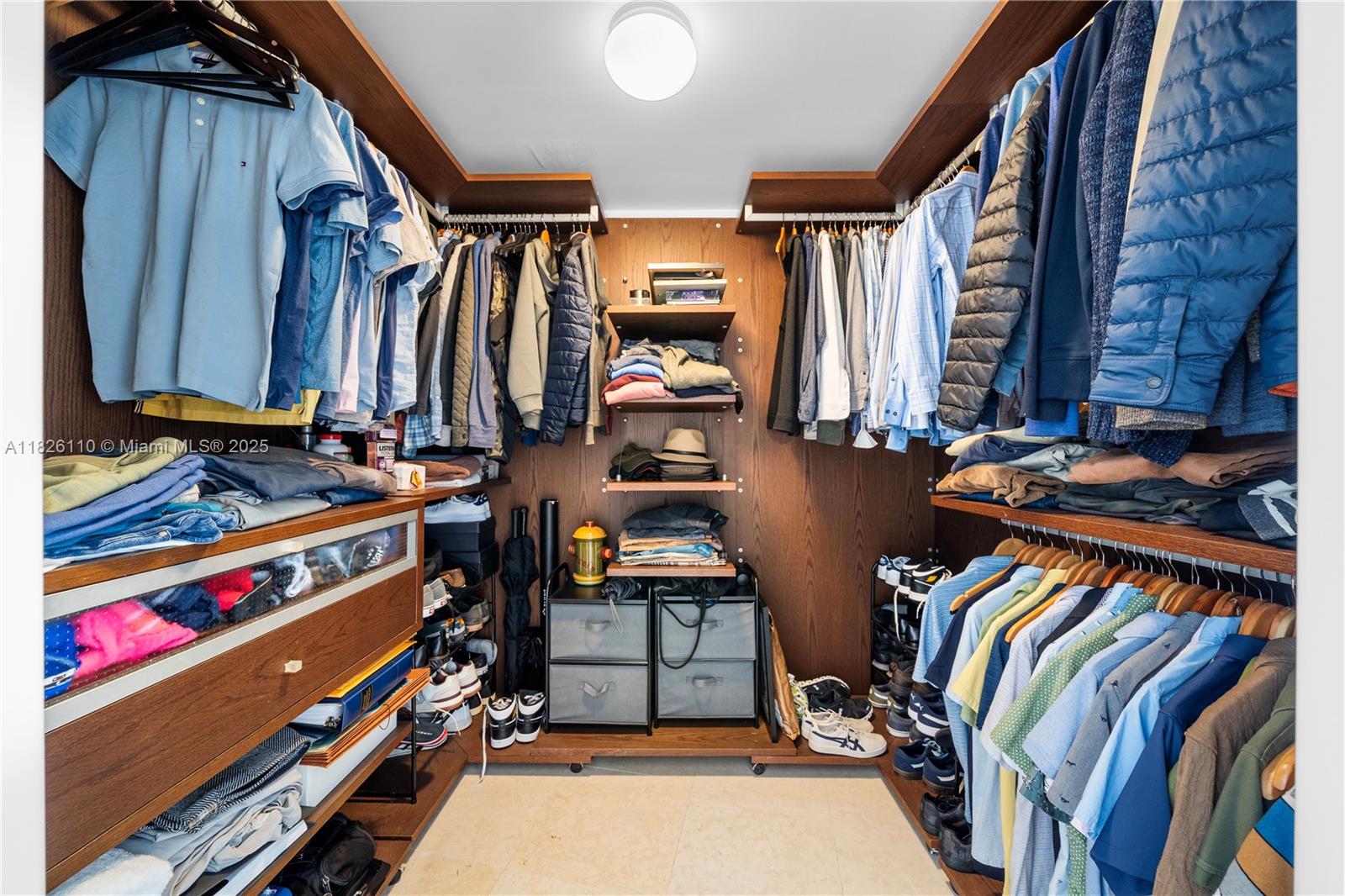 450 Alton Road, Unit 2705 Miami Beach, FL 33139 - Photo 27 of 52