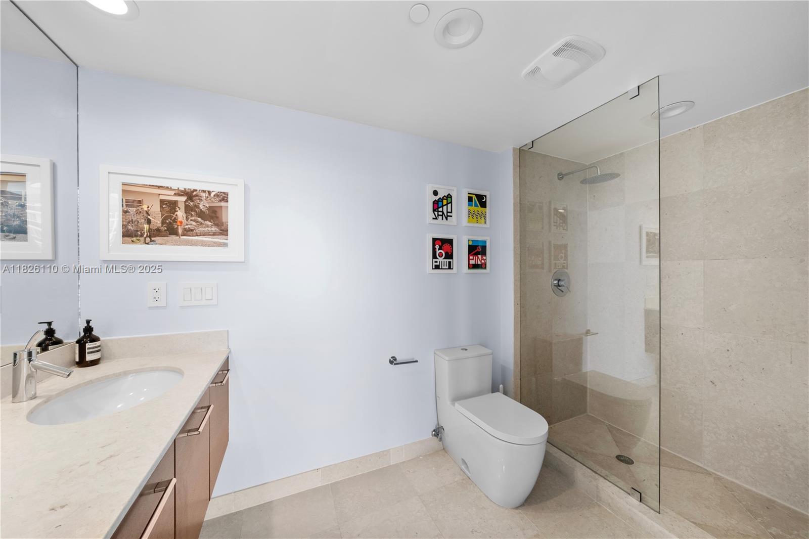 450 Alton Road, Unit 2705 Miami Beach, FL 33139 - Photo 36 of 52