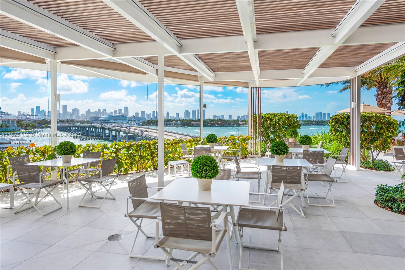 450 Alton Road, Unit 2705 Miami Beach, FL 33139 - Photo 46 of 52